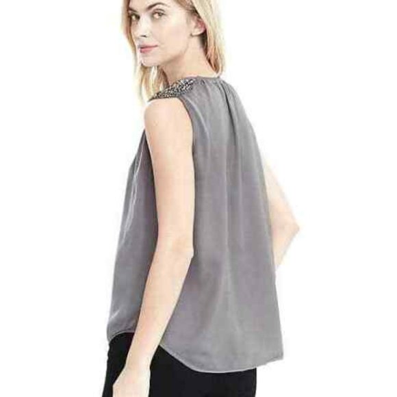 Banana Republic grey sleeveless v neck top, relaxed fit, embellished shoulders - Picture 2 of 7